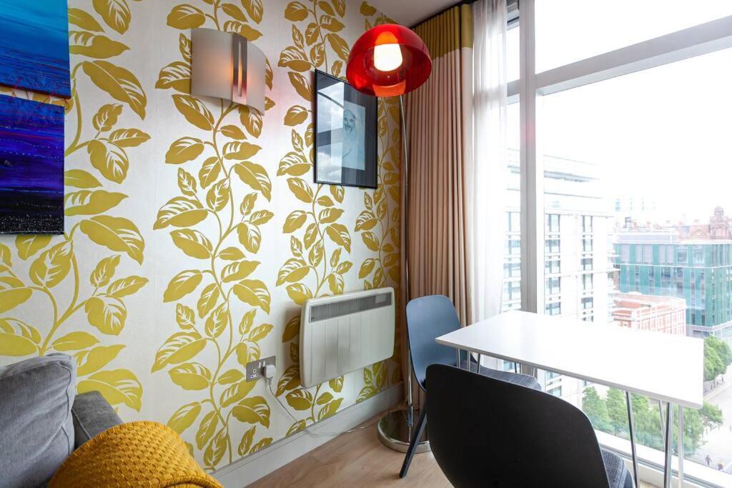 Iconic Luxury Manchester Apartment エクステリア 写真