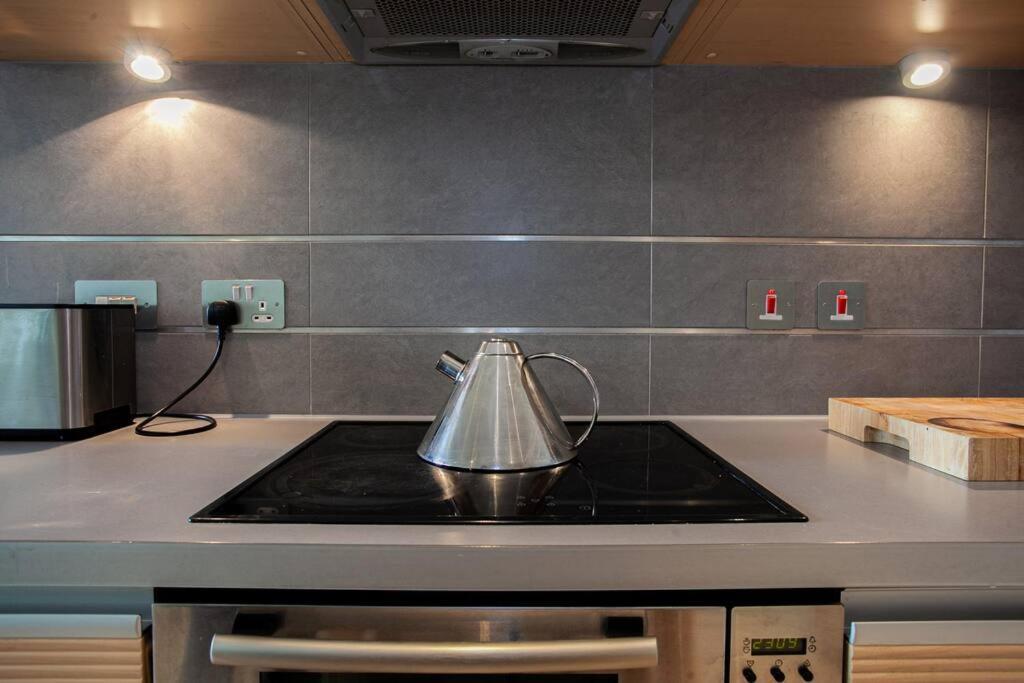 Iconic Luxury Manchester Apartment エクステリア 写真